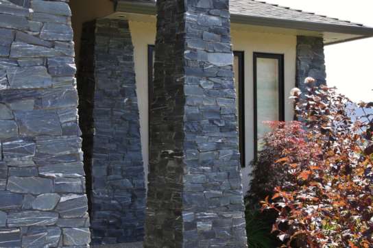 Black Pearl Ledgestone Veneer | K2 Stone