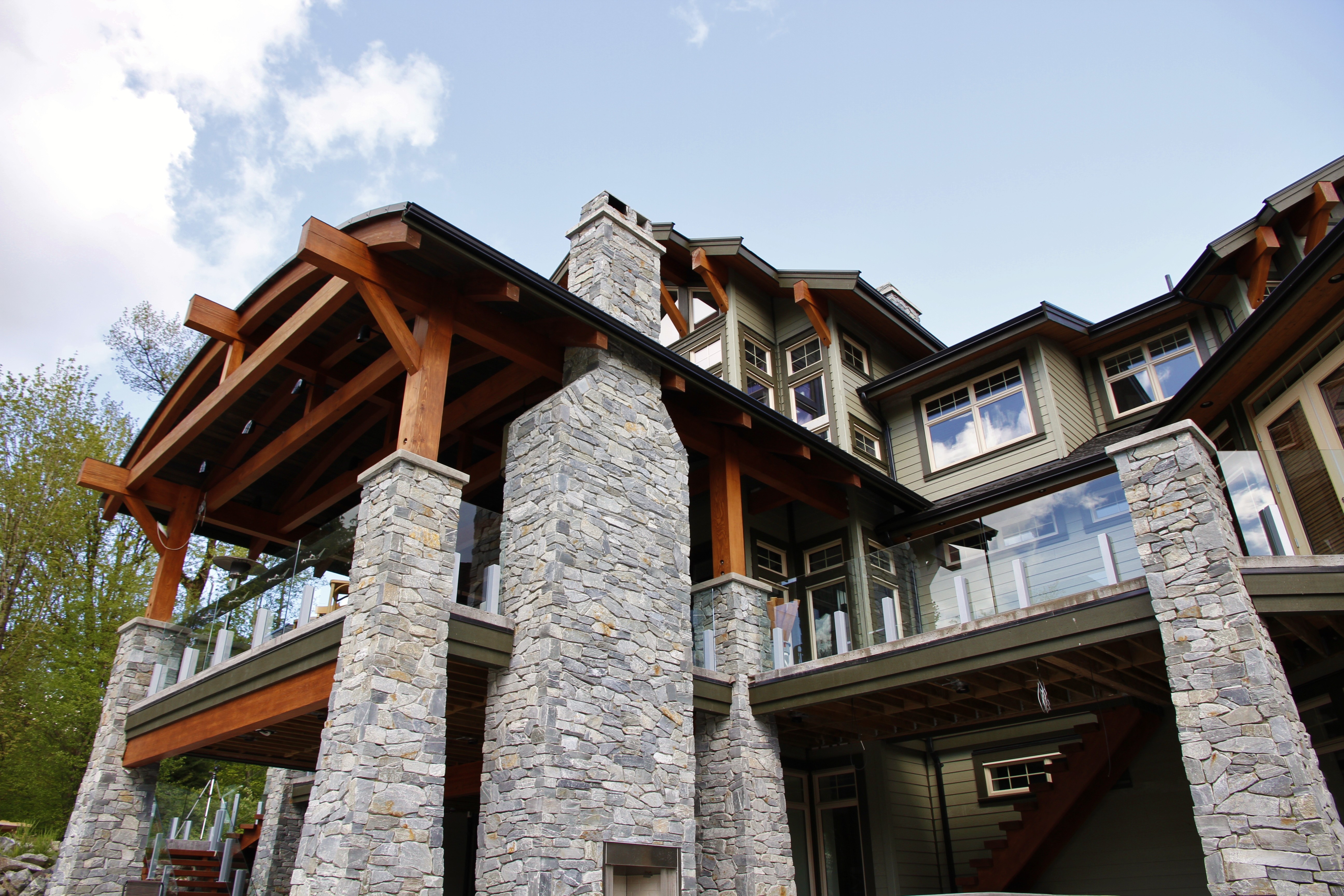 Modern Two Storey Vancouver Walk Out | K2 Stone