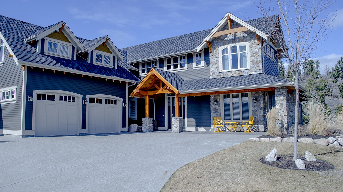 Kelowna Granite Ledge | K2 Stone