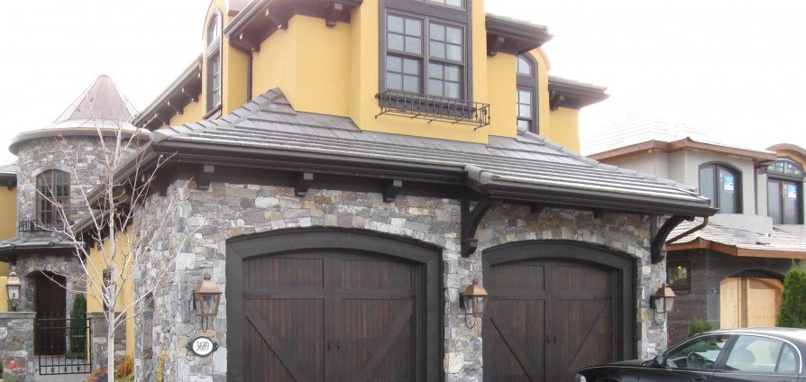 Granite on Garage Exterior | K2 Stone