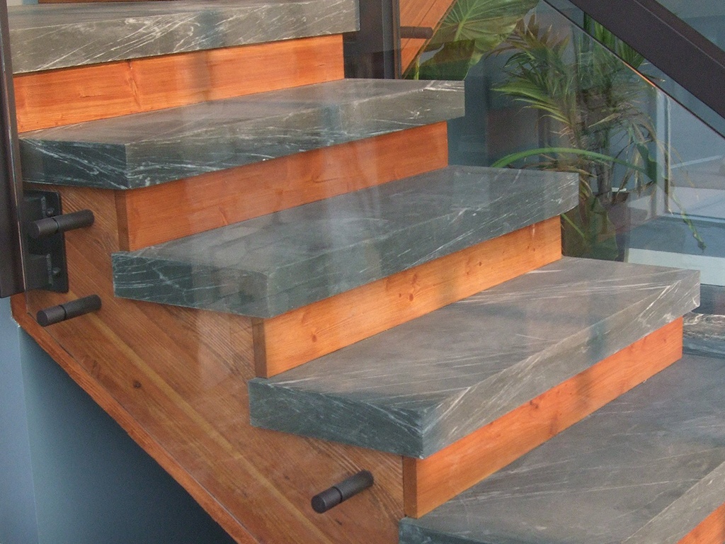 Ocean Pearl Cut Stairs