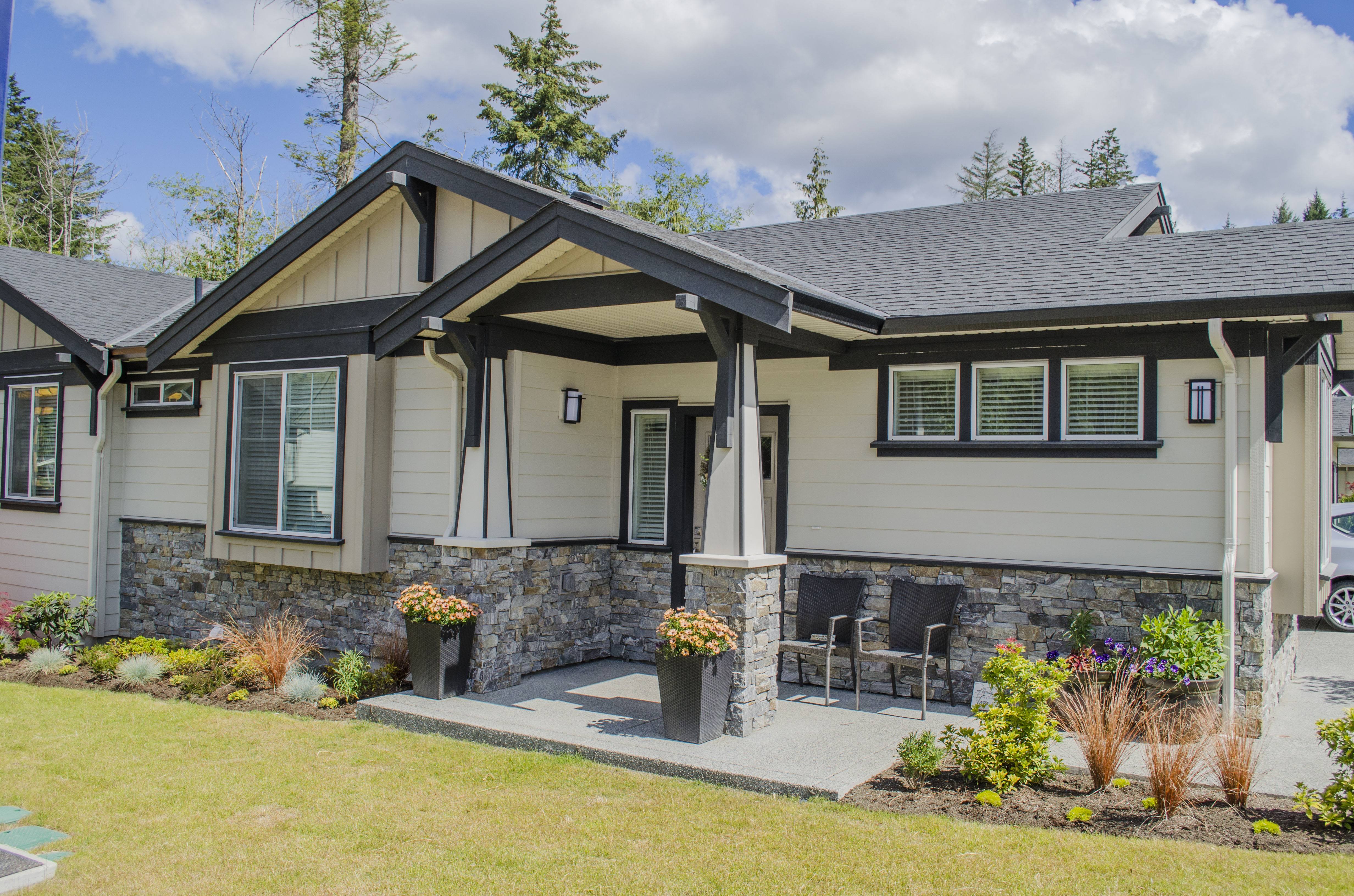 Front Exterior Granite Posts | K2 Stone