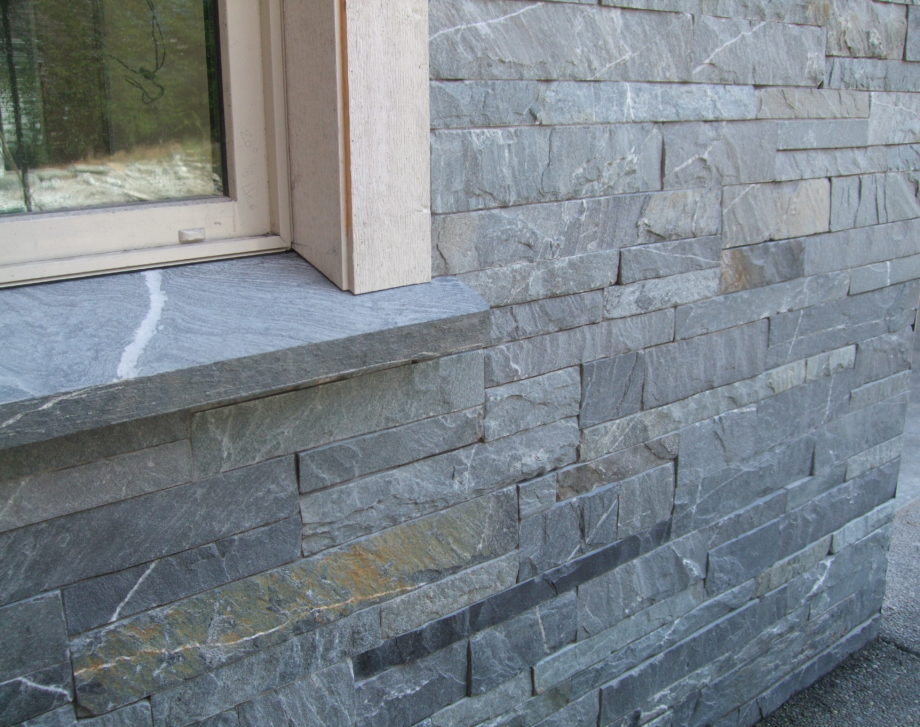 Pacific Ashlar Stone on a Linear Modern Exterior