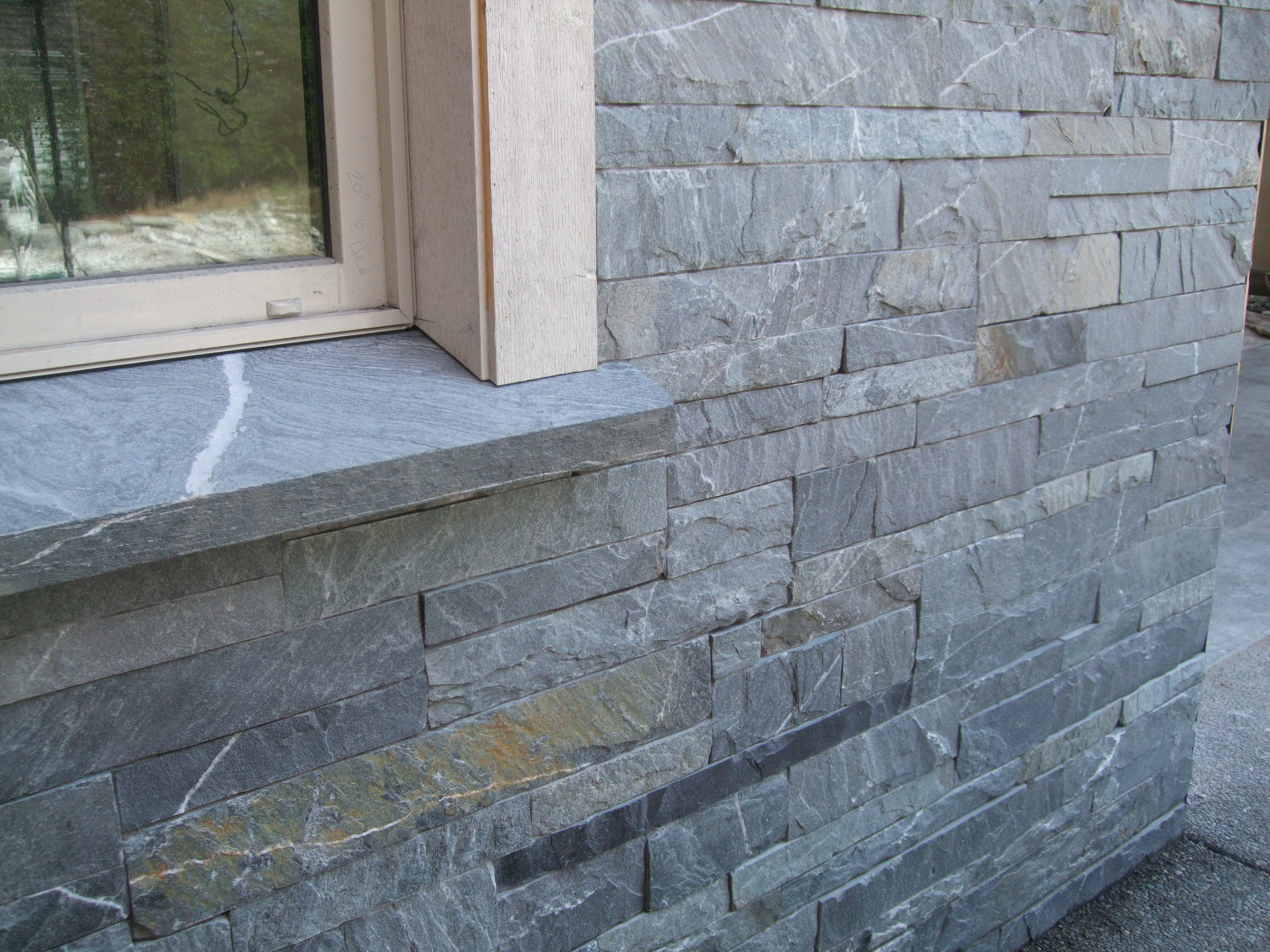 Pacific Ashlar Full Bed | K2 Stone