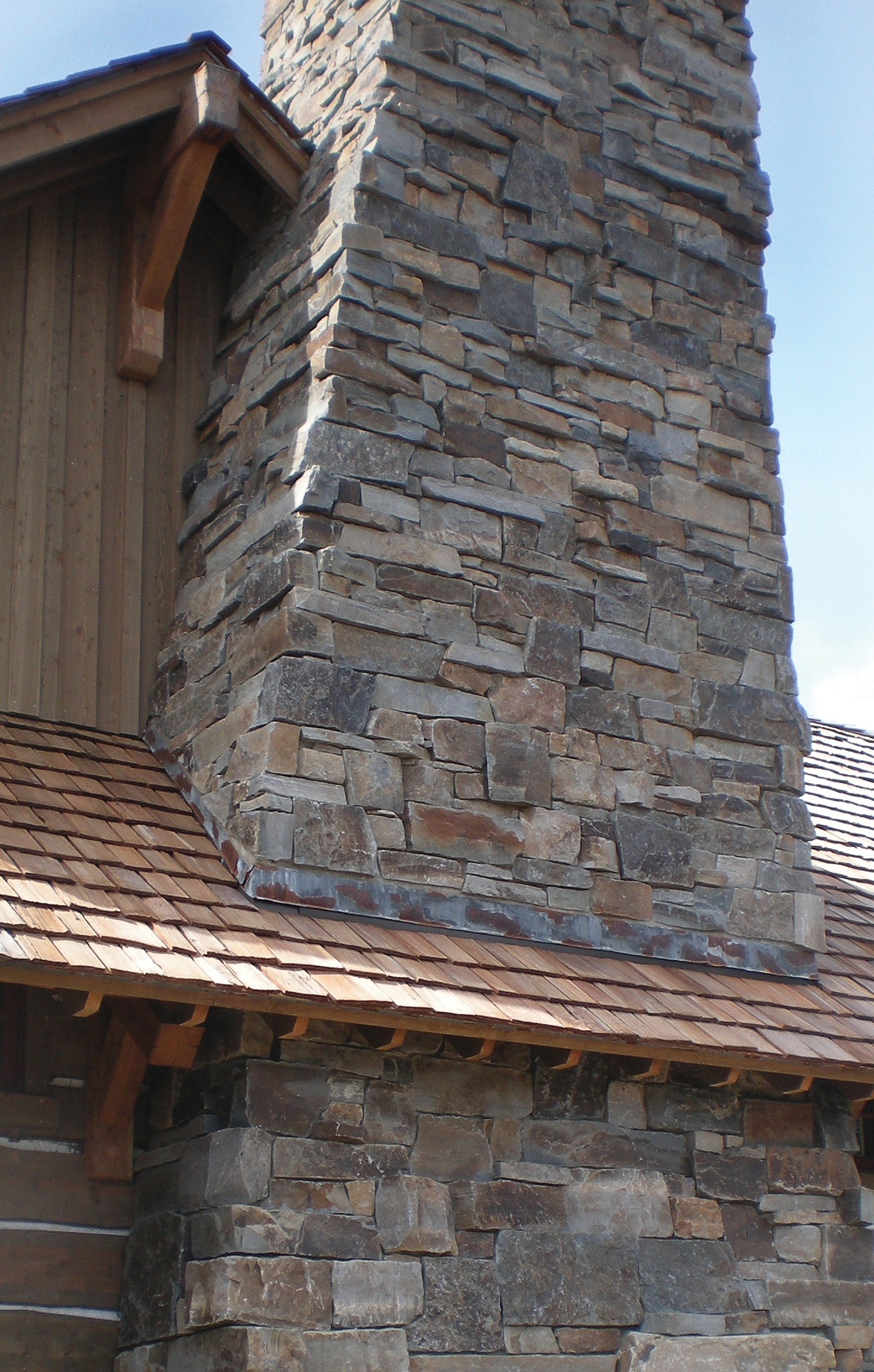 Montana Brown Full Bed Ledge Stone | K2 Stone